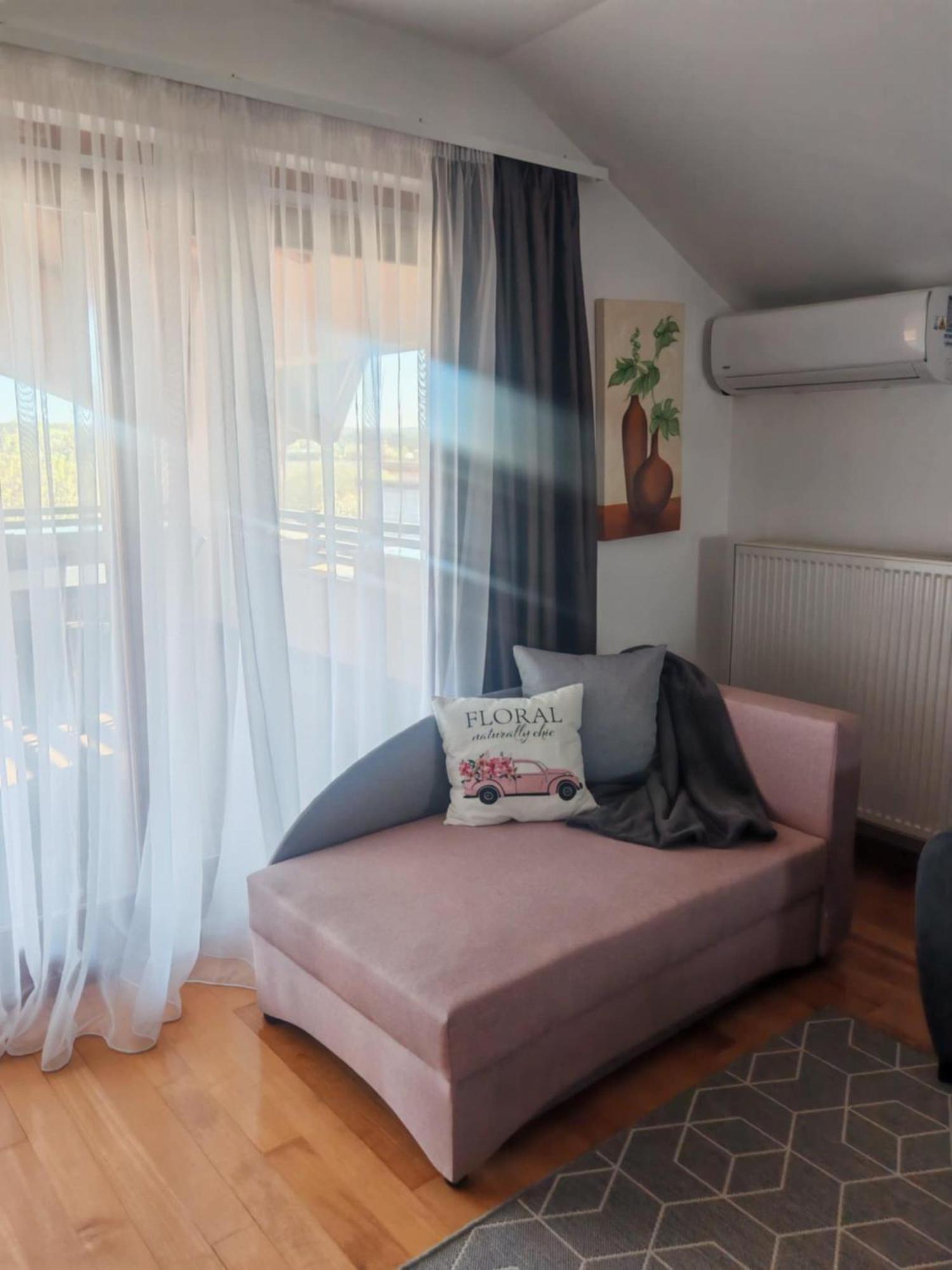 Apartman Kristian Zagreb Airport Velika Gorica Exterior photo